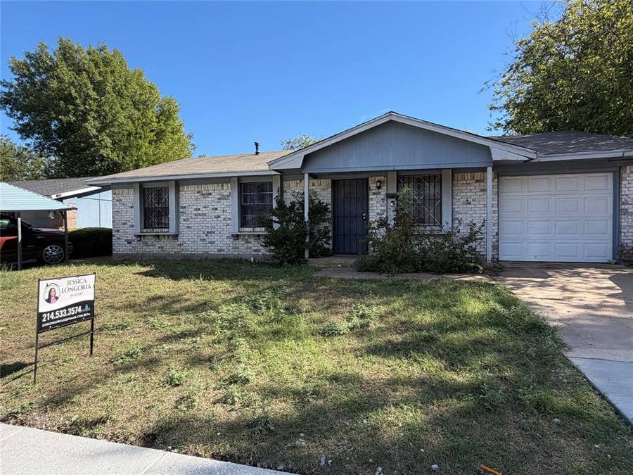 Property photo for 3514 Pacesetter Drive, Dallas, TX