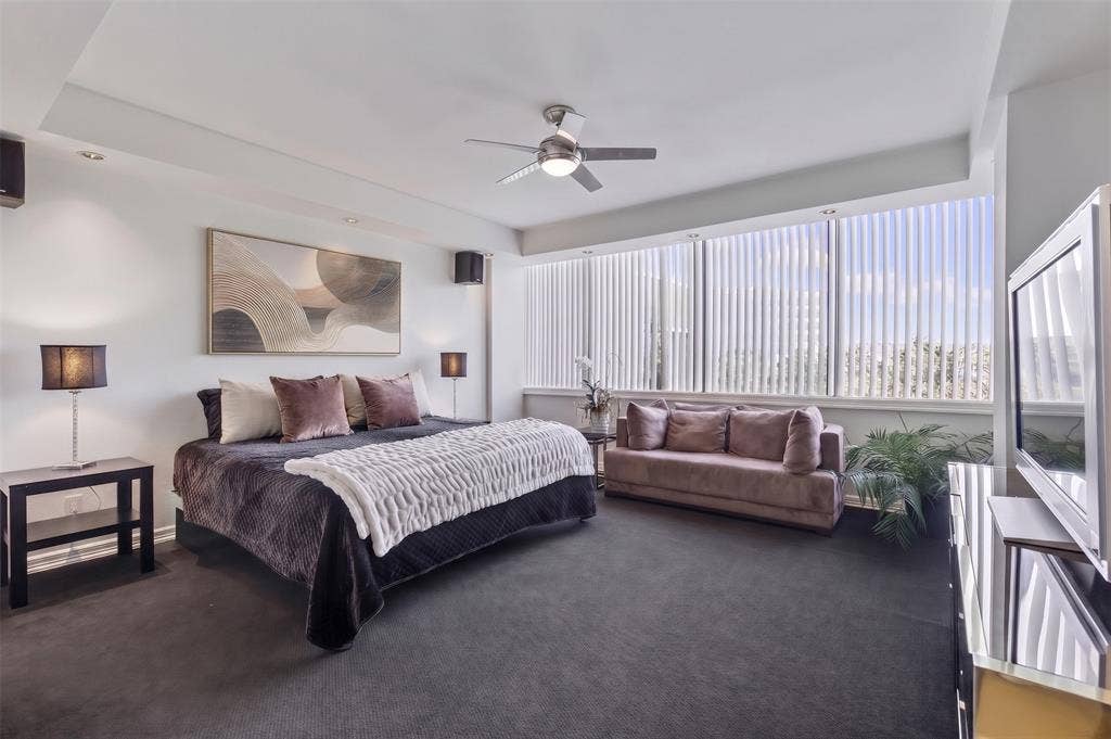 5200 Keller Springs Road, #425 and 427, Dallas, TX 75248 5200 Keller Springs Road, #425 and 427, Dallas, TX 75248