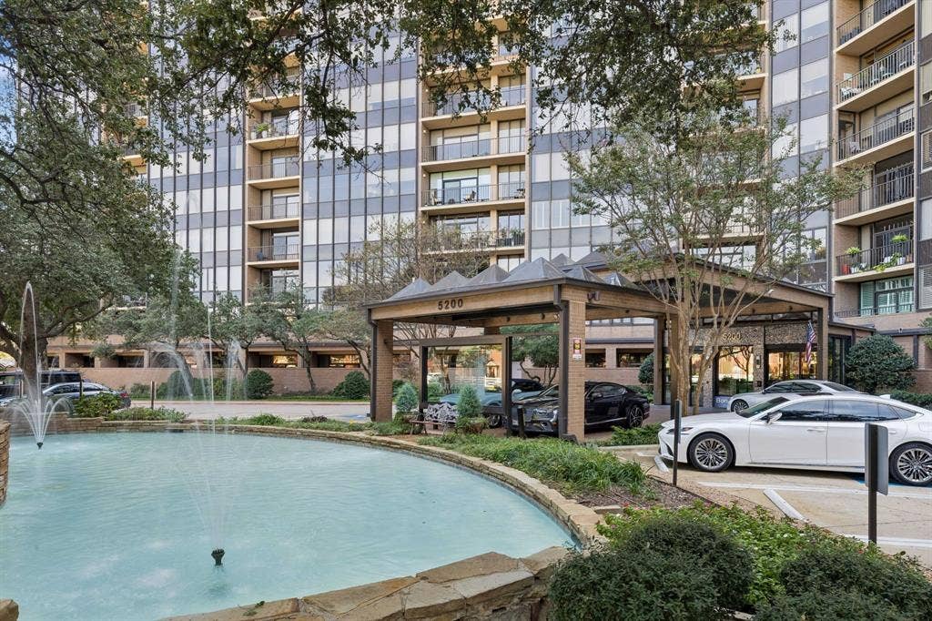 5200 Keller Springs Road, #425 and 427, Dallas, TX 75248 5200 Keller Springs Road, #425 and 427, Dallas, TX 75248