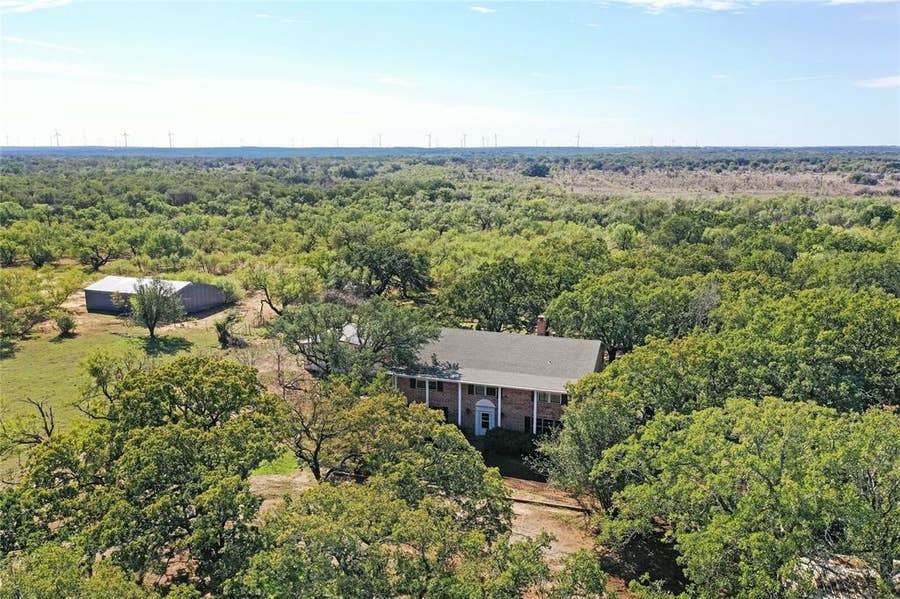 Property photo for 6811 114 Highway W, Jermyn, TX