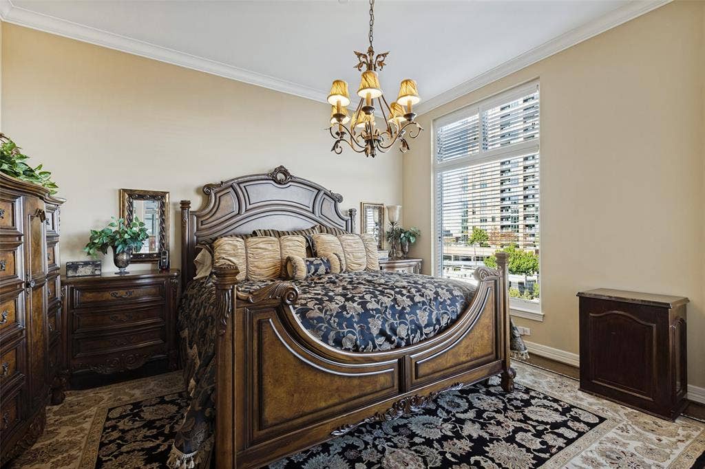 2828 Hood Street, #508, Dallas, TX 75219 Comfortable bedroom with generous proportions and timeless finishes.