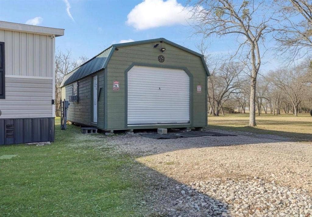 5740 County Road 1091, Celeste, TX 75423 5740 County Road 1091, Celeste, TX 75423