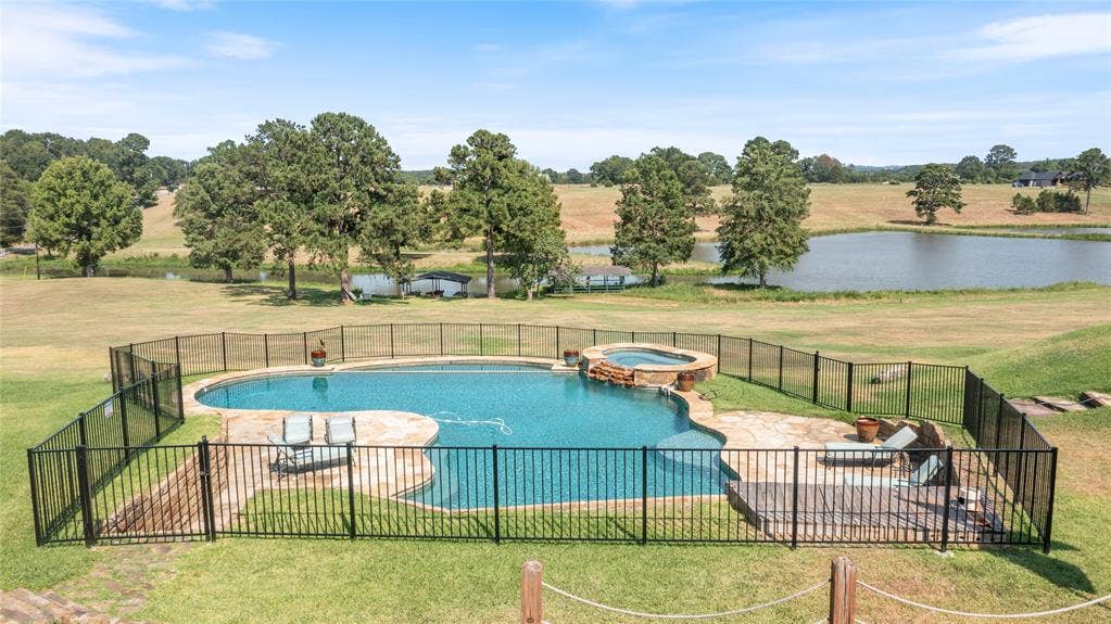 0 Caddo Creek Drive, Larue, TX 75770