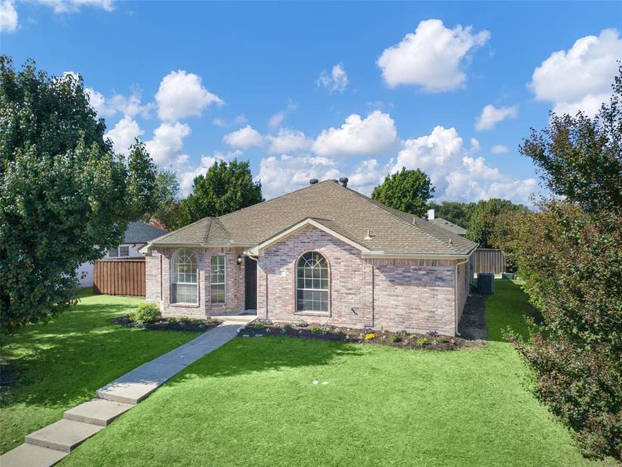 Property photo for 1302 Vail Lane, Wylie, TX