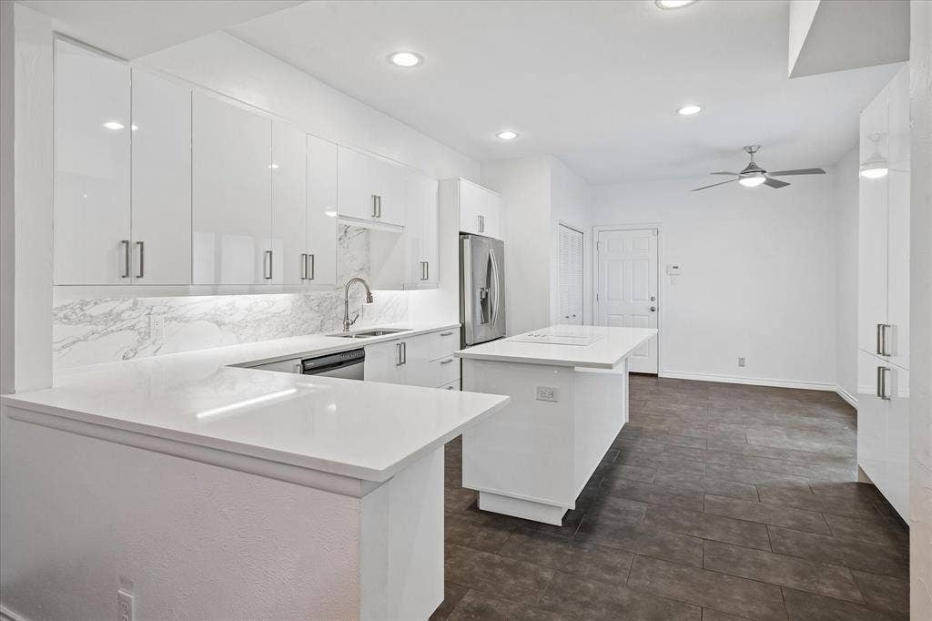 12446 Montego Plaza, Dallas, TX 75230 12446 Montego Plaza, Dallas, TX 75230