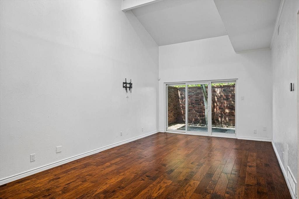 12446 Montego Plaza, Dallas, TX 75230 12446 Montego Plaza, Dallas, TX 75230