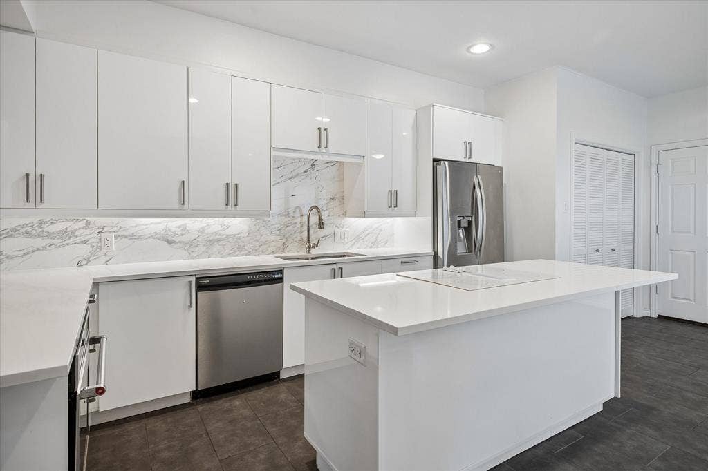 12446 Montego Plaza, Dallas, TX 75230 12446 Montego Plaza, Dallas, TX 75230
