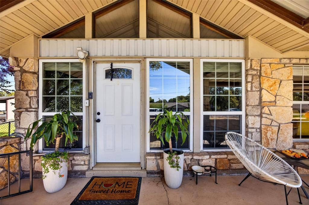 2705 Solar Court, Granbury, TX 76049 2705 Solar Court, Granbury, TX 76049
