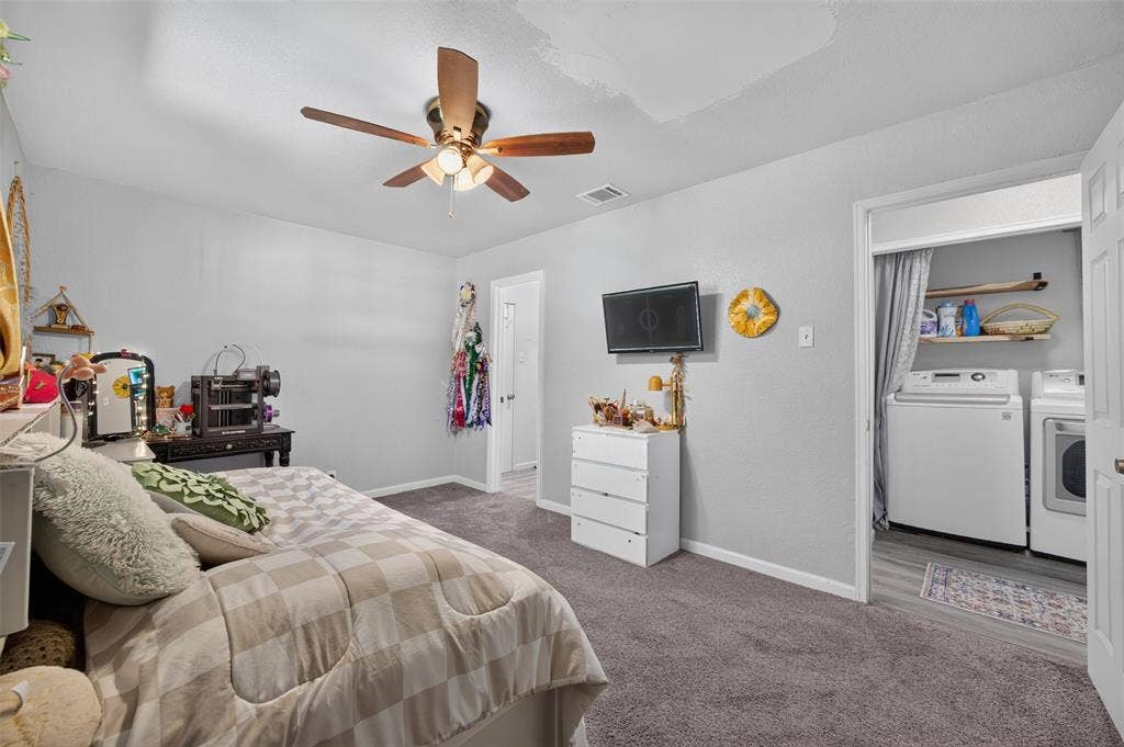 2705 Solar Court, Granbury, TX 76049 2705 Solar Court, Granbury, TX 76049