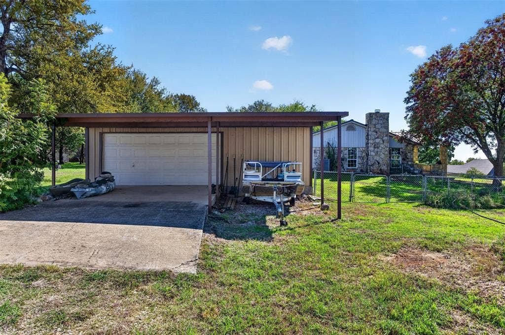 2705 Solar Court, Granbury, TX 76049 2705 Solar Court, Granbury, TX 76049