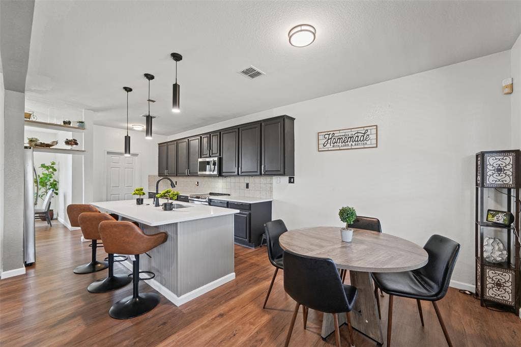 1413 Abbeville Drive, Wylie, TX 75098 1413 Abbeville Drive, Wylie, TX 75098