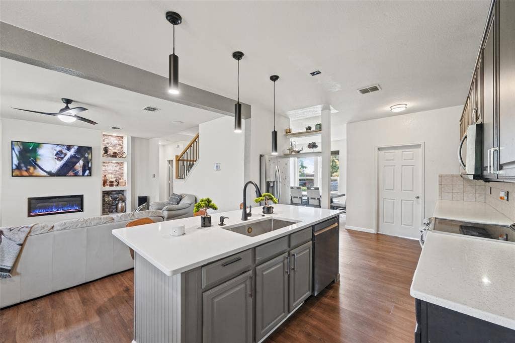 1413 Abbeville Drive, Wylie, TX 75098 1413 Abbeville Drive, Wylie, TX 75098