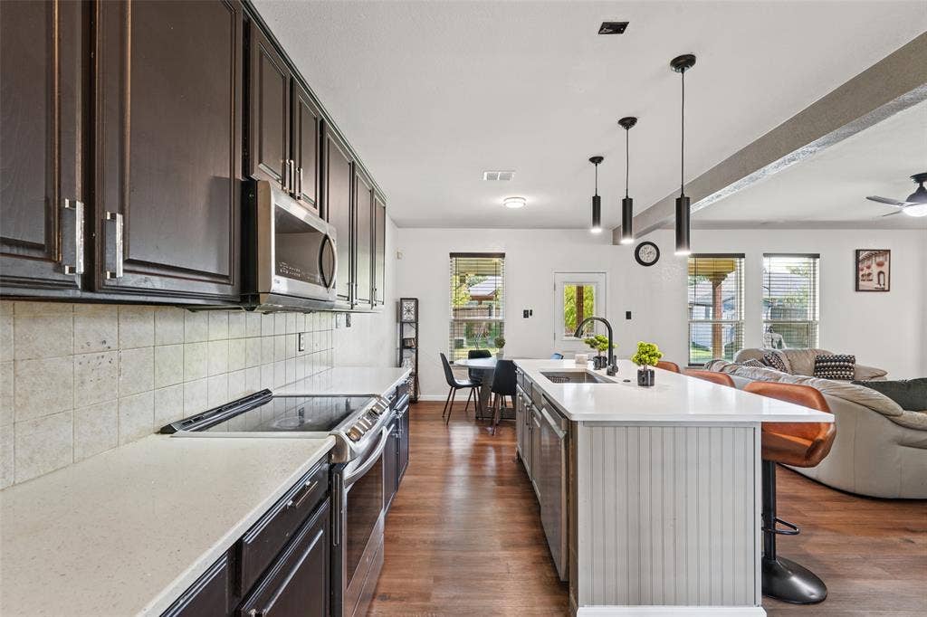 1413 Abbeville Drive, Wylie, TX 75098 1413 Abbeville Drive, Wylie, TX 75098