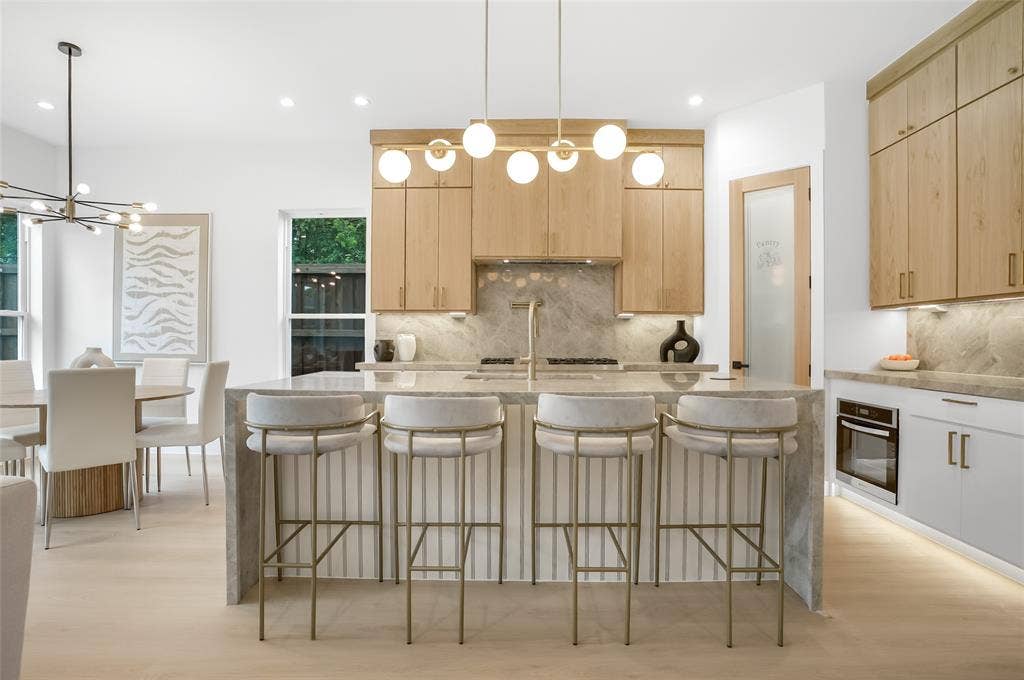 3629 Vilbig Road, Dallas, TX 75212