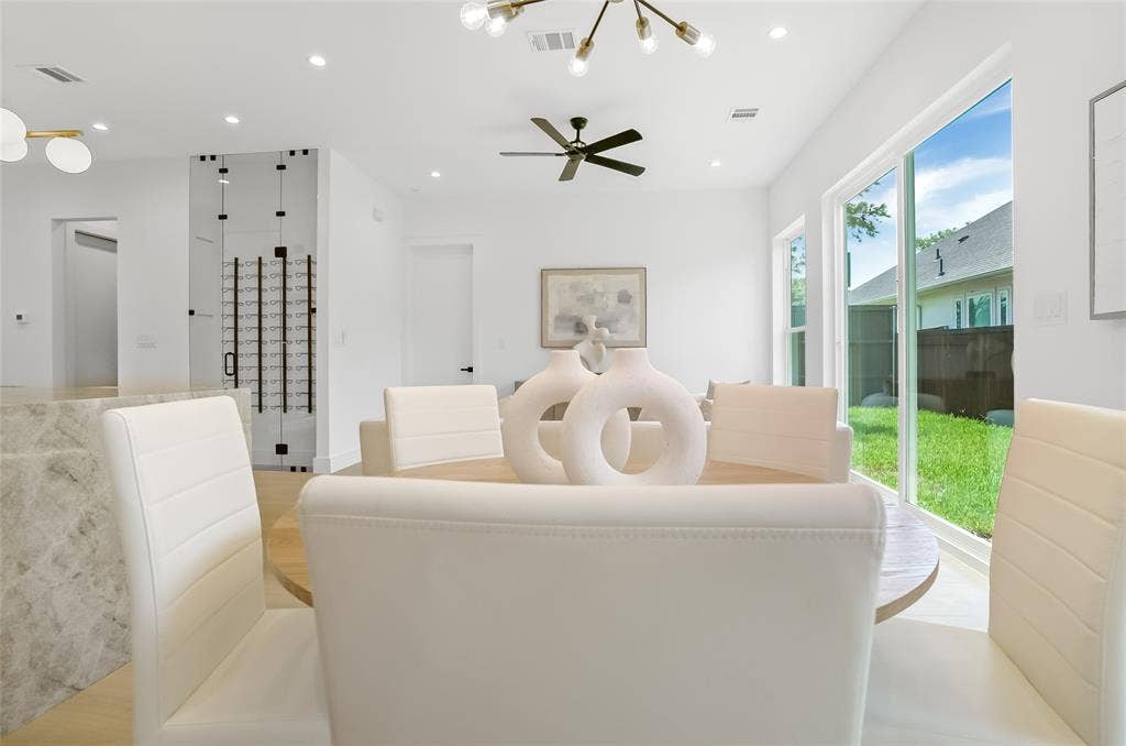 3629 Vilbig Road, Dallas, TX 75212