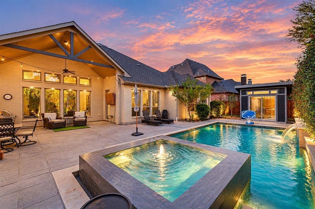 2204 Grafton Lane, McKinney, TX 75071 virtual twighlight