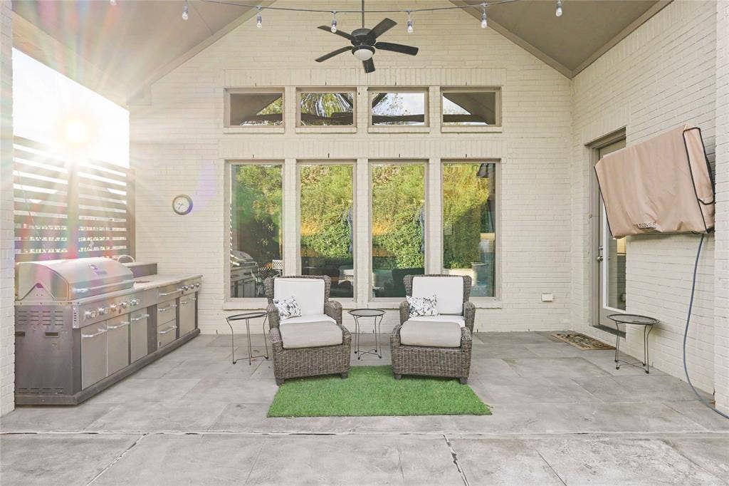2204 Grafton Lane, McKinney, TX 75071 2204 Grafton Lane, McKinney, TX 75071