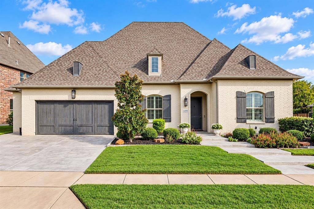 2204 Grafton Lane, McKinney, TX 75071 2204 Grafton Lane, McKinney, TX 75071