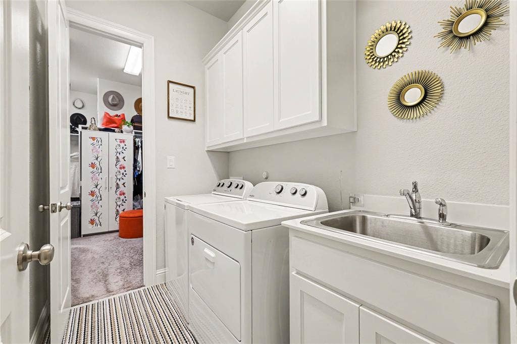 2204 Grafton Lane, McKinney, TX 75071 2204 Grafton Lane, McKinney, TX 75071