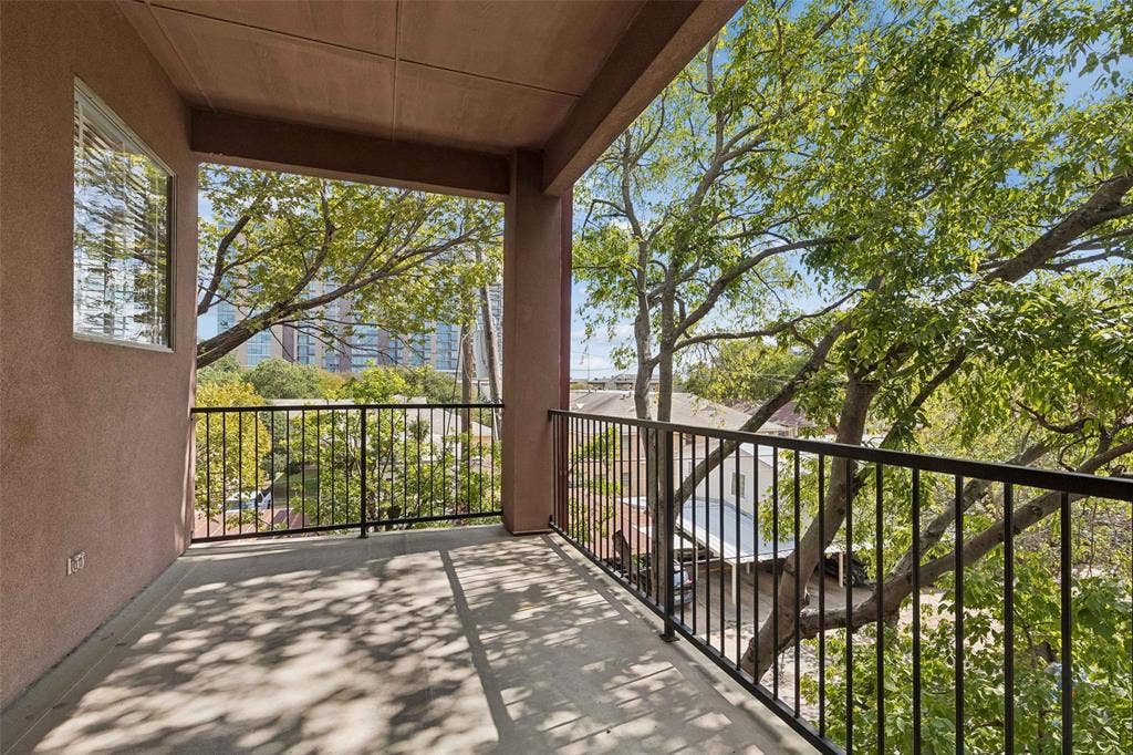 4330 Cole Avenue, #F, Dallas, TX 75205 4330 Cole Avenue, #F, Dallas, TX 75205