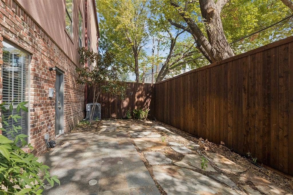 4330 Cole Avenue, #F, Dallas, TX 75205 4330 Cole Avenue, #F, Dallas, TX 75205
