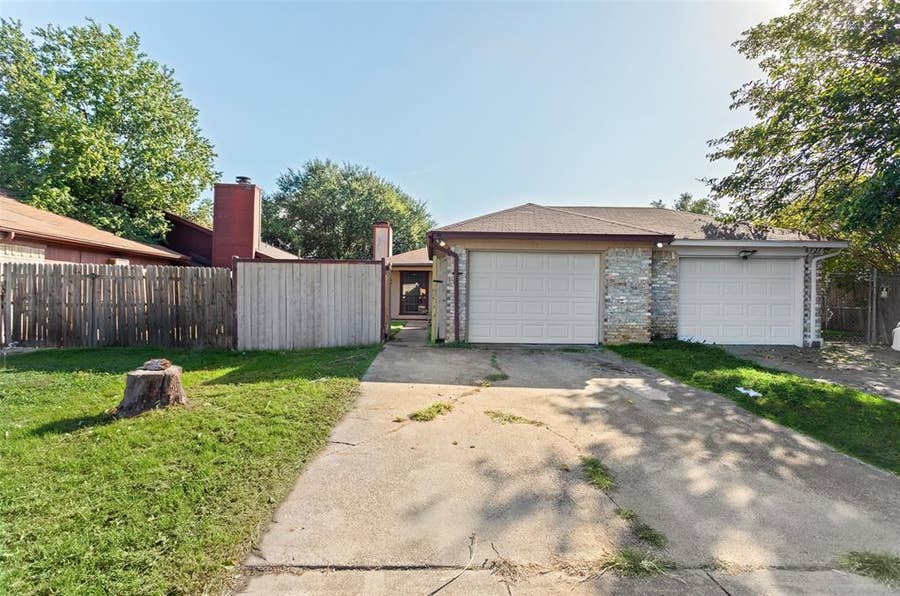 Property photo for 6725 S creek Drive, Fort Worth, TX