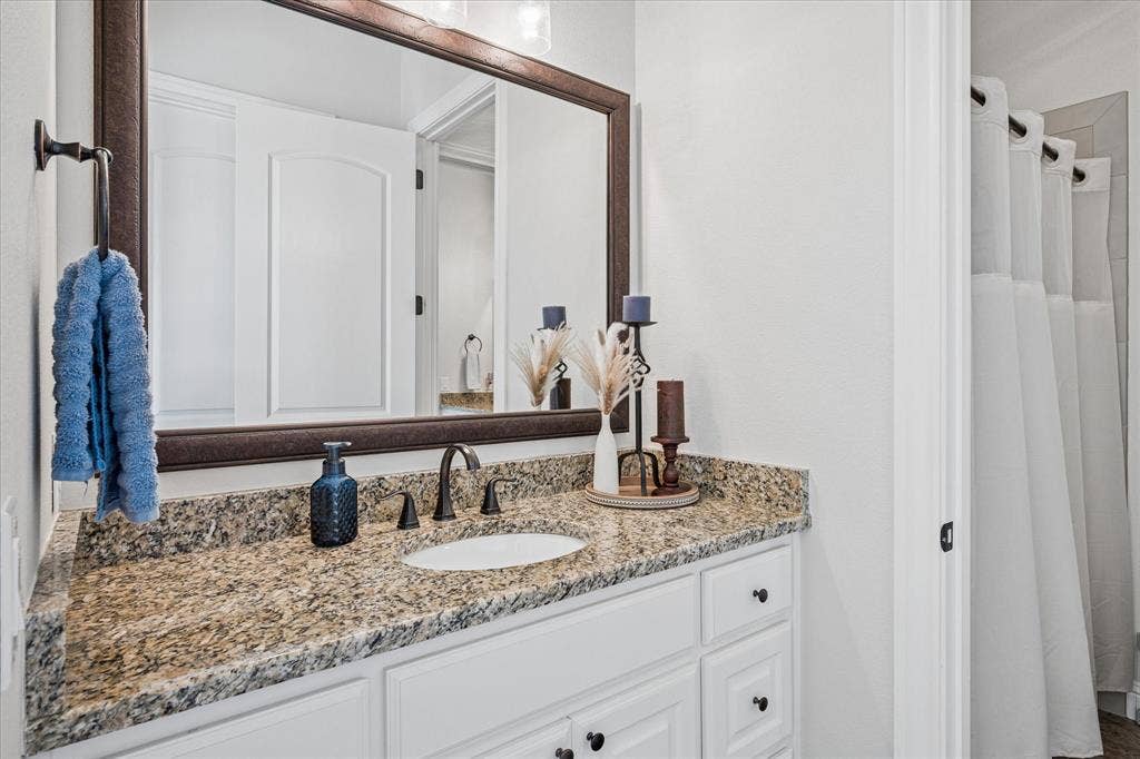4076 Preston Lakes Circle, Celina, TX 75009 4076 Preston Lakes Circle, Celina, TX 75009