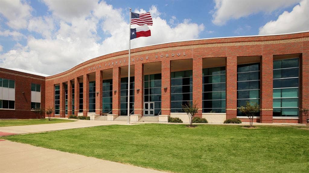 2470 Bathwick Lane, Forney, TX 75126 2470 Bathwick Lane, Forney, TX 75126
