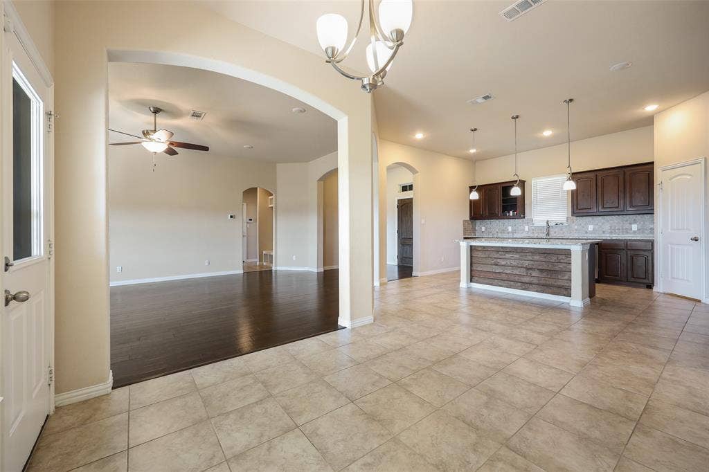 8818 Abner Road, Oak Ridge, TX 75161