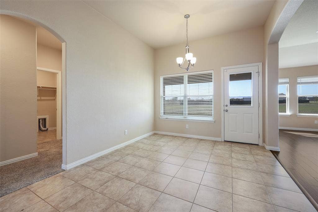 8818 Abner Road, Oak Ridge, TX 75161