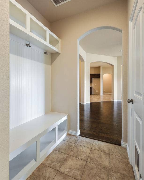 8818 Abner Road, Oak Ridge, TX 75161