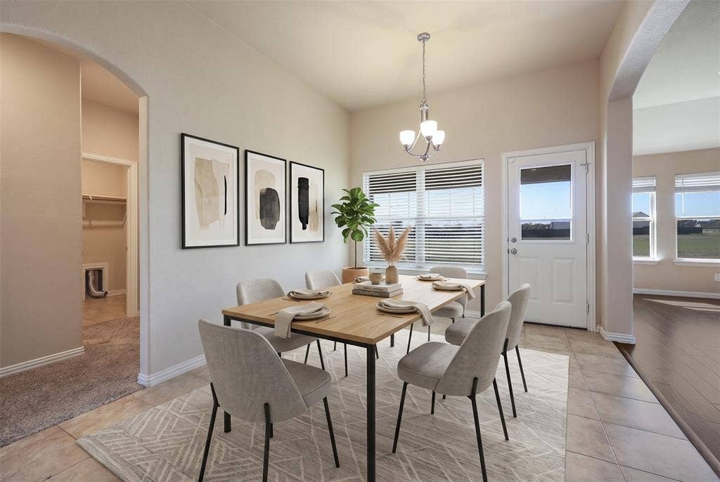 virtually staged dining for inspiration