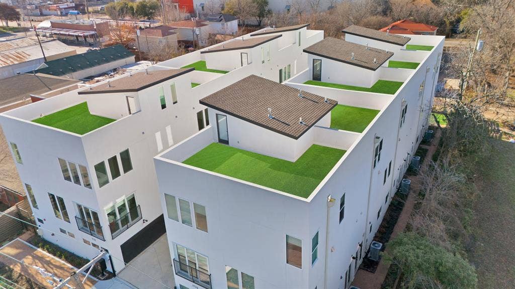 1731 N Fitzhugh Avenue, Dallas, TX 75204 Aerial view