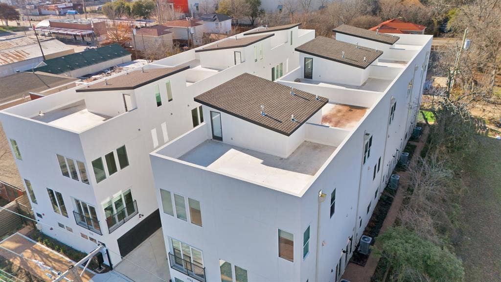 1731 N Fitzhugh Avenue, Dallas, TX 75204 Aerial view
