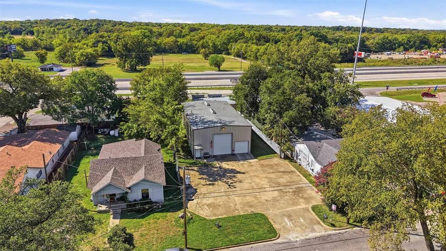 Property photo for 1518 S Austin Street, Sherman, TX