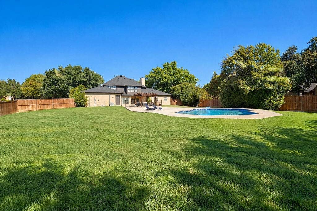 8781 Crestview Drive, Frisco, TX 75033