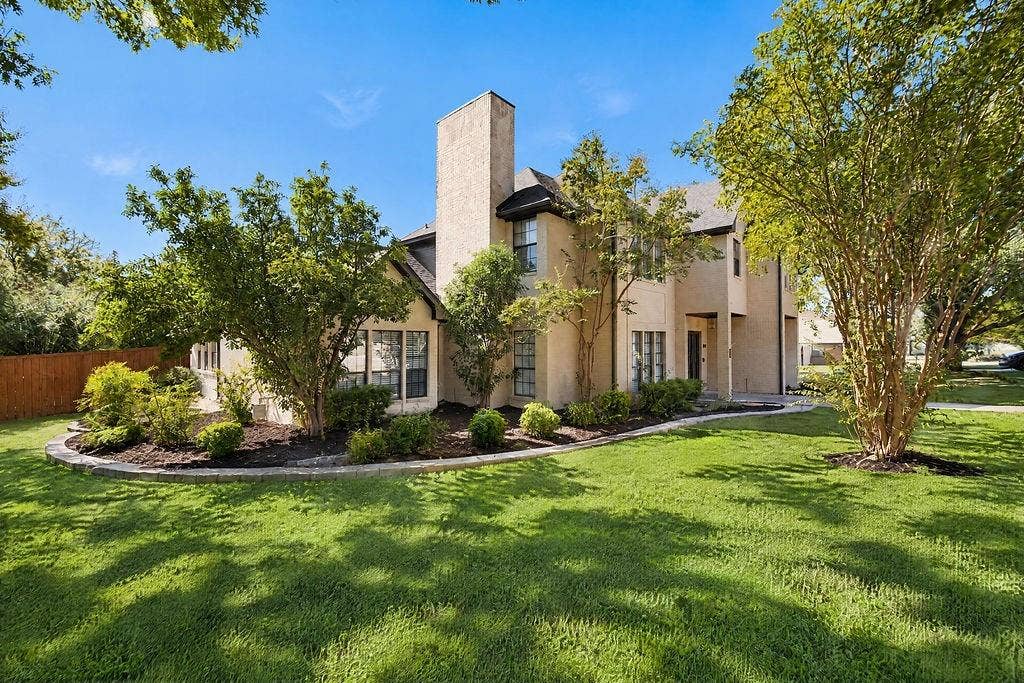 8781 Crestview Drive, Frisco, TX 75033