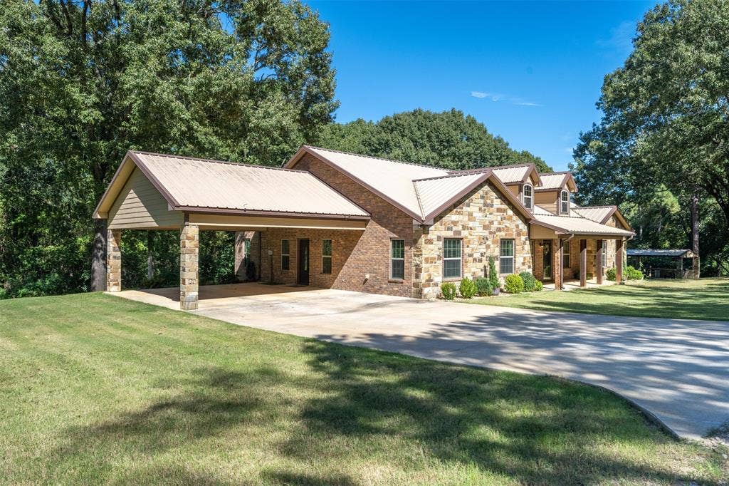 10517 CR 4101, Frankston, TX 75763