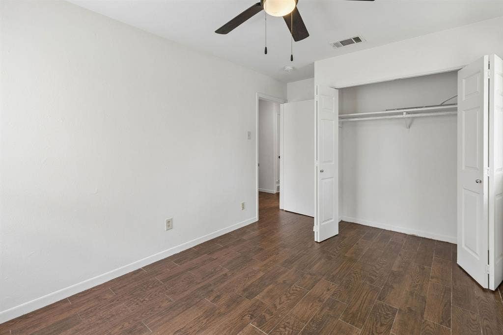 4256 Ambrose Drive, Dallas, TX 75241 4256 Ambrose Drive, Dallas, TX 75241