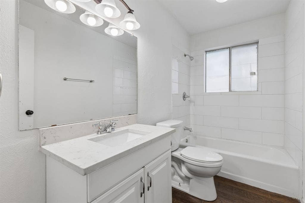 4256 Ambrose Drive, Dallas, TX 75241 4256 Ambrose Drive, Dallas, TX 75241
