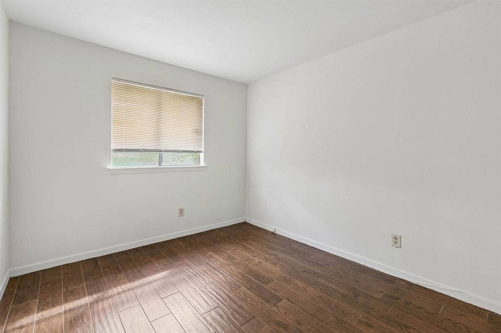 4256 Ambrose Drive, Dallas, TX 75241 4256 Ambrose Drive, Dallas, TX 75241