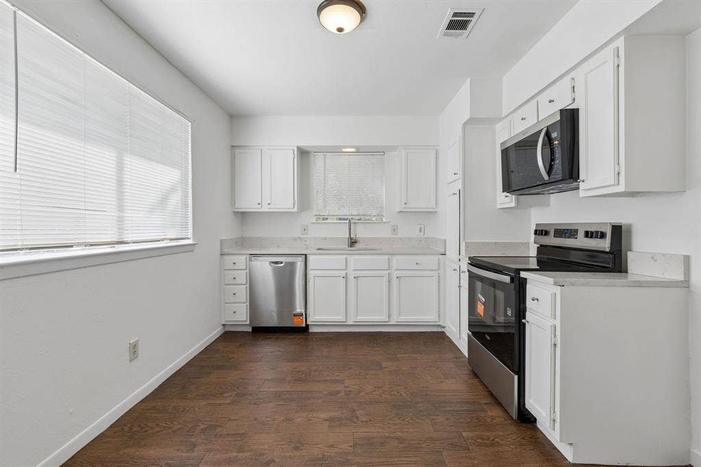 4256 Ambrose Drive, Dallas, TX 75241 4256 Ambrose Drive, Dallas, TX 75241