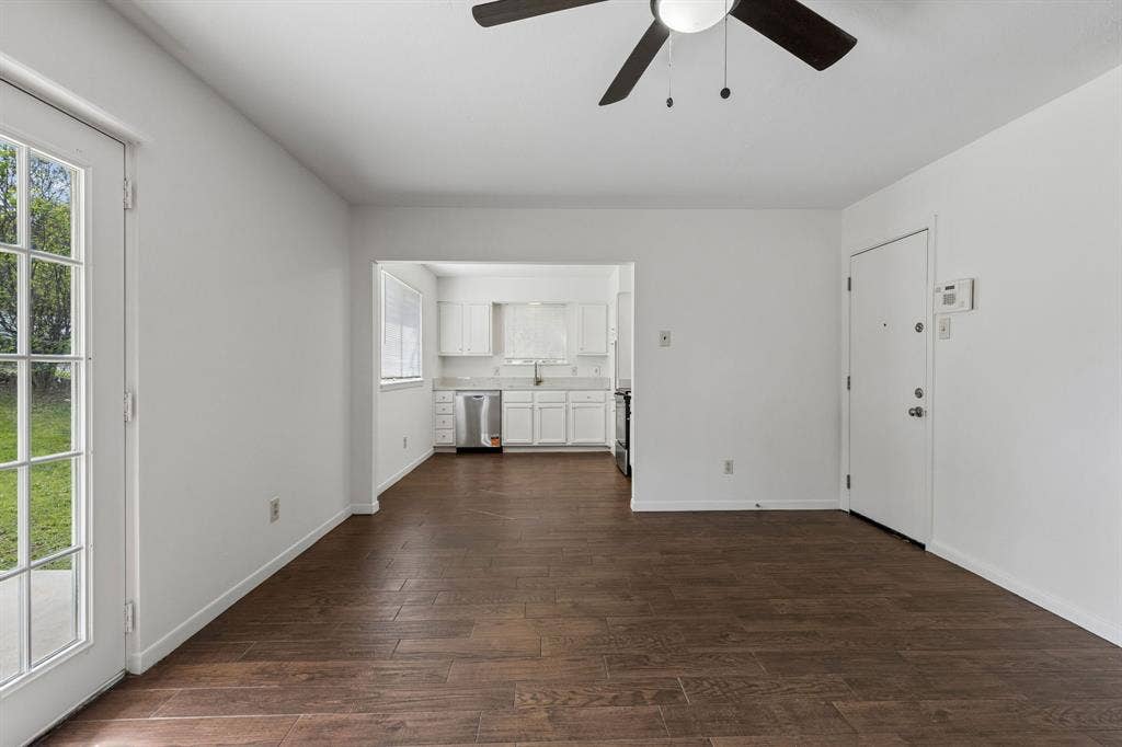 4256 Ambrose Drive, Dallas, TX 75241 4256 Ambrose Drive, Dallas, TX 75241