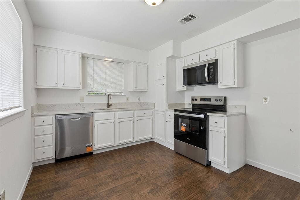 4256 Ambrose Drive, Dallas, TX 75241 4256 Ambrose Drive, Dallas, TX 75241