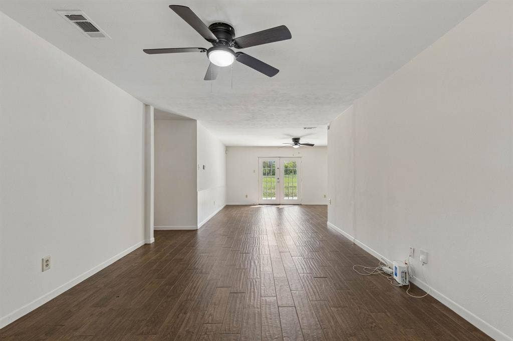 4256 Ambrose Drive, Dallas, TX 75241 4256 Ambrose Drive, Dallas, TX 75241