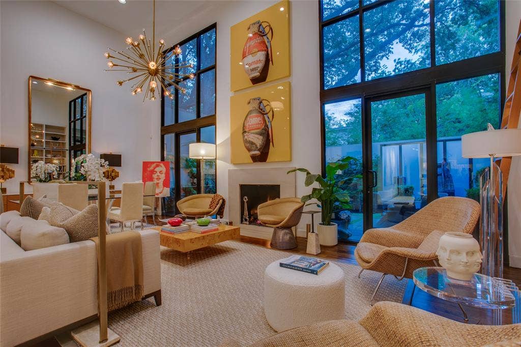 4648 Christopher Place, Dallas, TX 75204