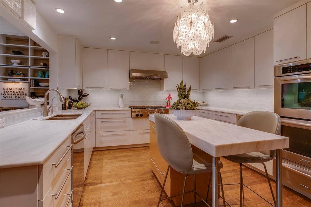 4648 Christopher Place, Dallas, TX 75204