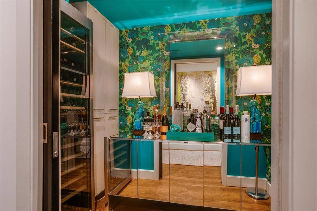 4648 Christopher Place, Dallas, TX 75204