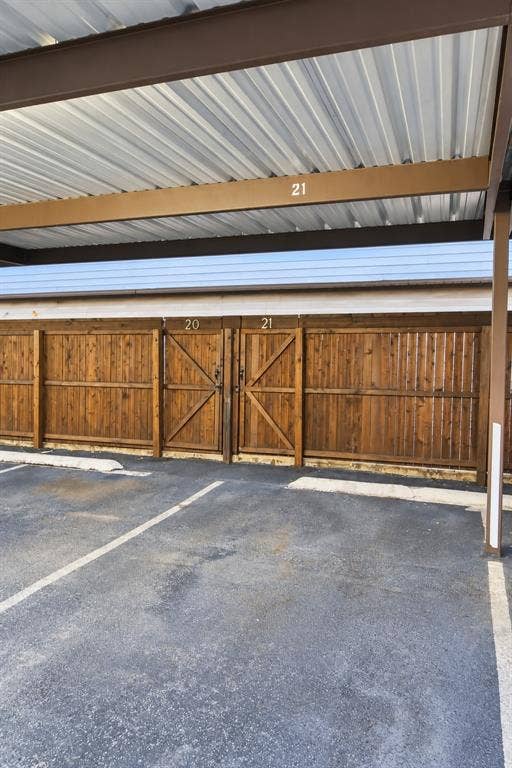 9803 Park Lane Place, Dallas, TX 75220