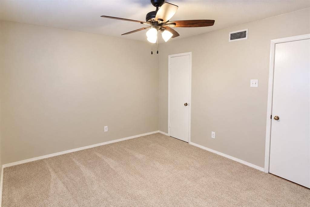 9803 Park Lane Place, Dallas, TX 75220